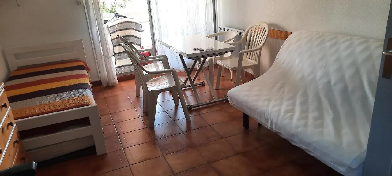 Le Lavandou 6 Pers. + Parking Prive + Terrasse France